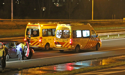 December Snelweg Volledig Afgesloten Door Flinke Aanrijding A Den