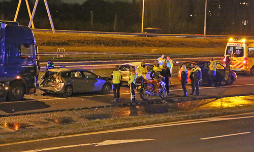 December Snelweg Volledig Afgesloten Door Flinke Aanrijding A Den