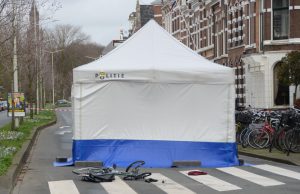 Politie start onderzoek naar dodelijke aanrijding Groot Hertoginnelaan Den Haag