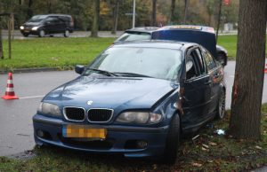 Automobilist aangehouden na eenzijdig ongeval Voorhofdreef Delft