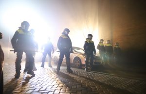 ME grijpt in na ongeregeldheden Pachtersdreef Den Haag