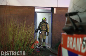 Brand in kelderbox onder flat; politie veegt omgeving schoon Prins Johan Willem Frisolaan Leidschendam