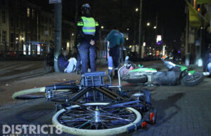 Meerdere gewonden bij ongeval tussen scooter en fiets Prinsegracht Den Haag
