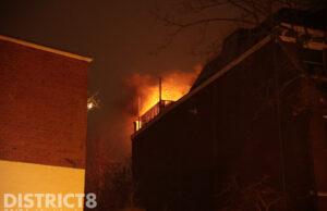 Flinke vlammen bij brand op balkon Antonie Heinsiusstraat Den Haag