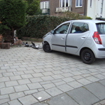 Bestuurster raakte mogelijk onwel tijdens inparkeren