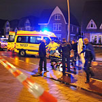 Auto en fietsster botsen op elkaar Multatulilaan Voorschoten