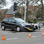 Politiemotorrijder betrokken bij ongeval Lammenschansweg Leiden