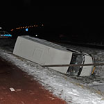 Bestelbus te water Ommedijkseweg Leiden