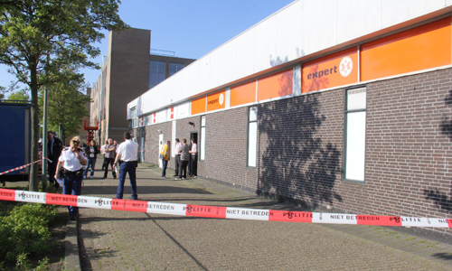 19 april Overval op Expert winkel Vlaardingen