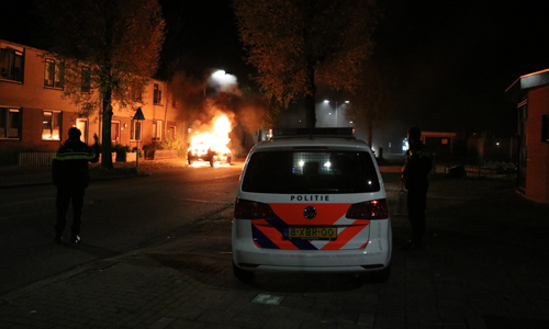 16-11-25-prio-1-voertuigbrand-wilhelmina-van-pruisenlaan-gouda-3