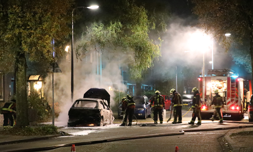 16-11-25-prio-1-voertuigbrand-wilhelmina-van-pruisenlaan-gouda-54