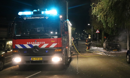 16-11-25-prio-1-voertuigbrand-wilhelmina-van-pruisenlaan-gouda-61