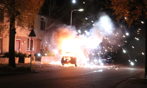 16-11-25-prio-1-voertuigbrand-wilhelmina-van-pruisenlaan-gouda-7
