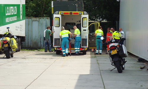18 juni Man valt van ladder Klaverblad
