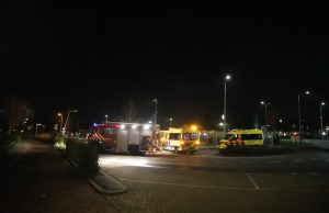 Auto belandt op zijn kant na eenzijdig ongeval Parallelweg Bergambacht