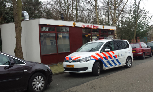 6 februari Twee daders overvallen broodjeszaak Den Haag