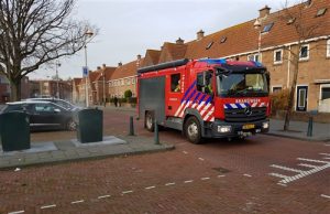 27 december Ondergrondse container in brand door vuurwerk Alberdingk Thijmplein Den Haag