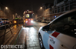 Bestuurder ziet tram over het hoofd en knalt tegen tram Regentesselaan Den Haag