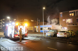 Brand in auto na explosie Akkerdreef Zoetermeer