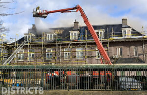 Grote brand op dak van ambassade Irak Johan de Wittlaan Den Haag