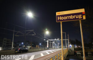 Dronken automobilist parkeert auto op tramspoor Hoornbrug Rijswijk