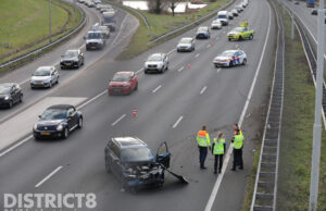 Gewonden en veel schade bij aanrijding A4 Rijswijk