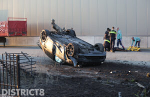 Ravage na eenzijdig ongeval; bijrijder zwaargewond Sionsdreef Den Hoorn