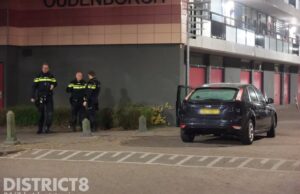 Mogelijk geschoten op rijdende auto Oudenborch Monster