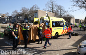 Ernstig gewonde bij steekpartij, verdachte aangehouden Bantulaan Delft