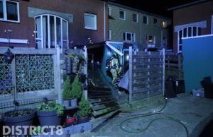 Twee gewonden bij explosie in schuur in achtertuin Maria van Wilsveenhof Nootdorp