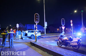 Veel schade na aanrijding op kruispunt Braslaan Nootdorp