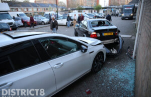 Veel schade na aanrijding op parkeerplaats Briandstraat Rijswijk