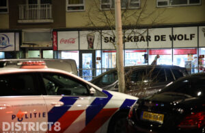 Politie doet onderzoek na overval op snackbar Betje Wolffstraat Den Haag