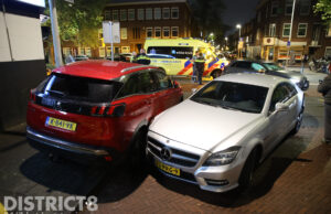 Twee auto’s beschadigd na aanrijding Zuiderparklaan Den Haag