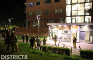 Brand in plafond entreehal van flat Klaverveld Den Haag