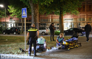 Opzittende van scooter gewond na eenzijdig ongeval Meppelweg Den Haag