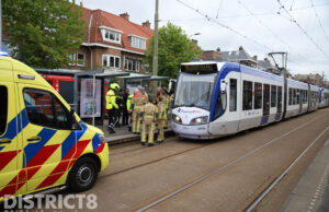 Voetganger gewond na aanrijding met tram Laan van Meerdervoort Den Haag