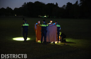 Zwaargewonde na steekpartij; verdachte gevlucht Marie Jungiusweg Den Haag