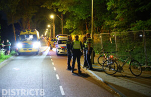 Vrouw zwaargewond na val van fiets Haringkade Den Haag