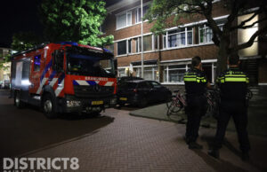 Instorting plafond in woning Vreeswijkstraat Den Haag