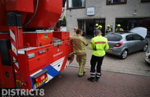 Twee gewonden en veel schade bij brand in autobedrijf Oude Haagweg Den Haag