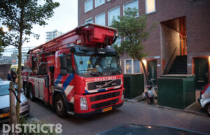 Bewoner gewond na woningbrand Suze Robertsonstraat Den Haag