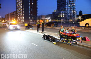Motorrijder gewond bij ongeval Neherkade Den Haag