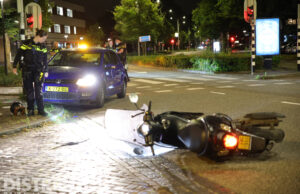 Scooterrijder gewond bij aanrijding met auto Prins Bernhardlaan Voorburg