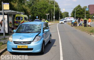 Fietsster gewond na flinke aanrijding Ypenburgse Boslaan Den Haag