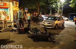 Bromfietser gewond na aanrijding met auto Loosduinsekade Den Haag