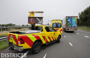 Gewonde en aanhouding na kop-staart aanrijding N470 Kruithuisplein Delft