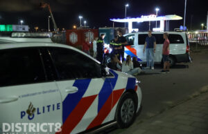 Automobilist schept fietser en slaat op de vlucht Honderdland Maasdijk