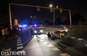 Fietser geschept tijdens oversteken; automobilist rijdt door Burgemeester Elsenweg Naaldwijk