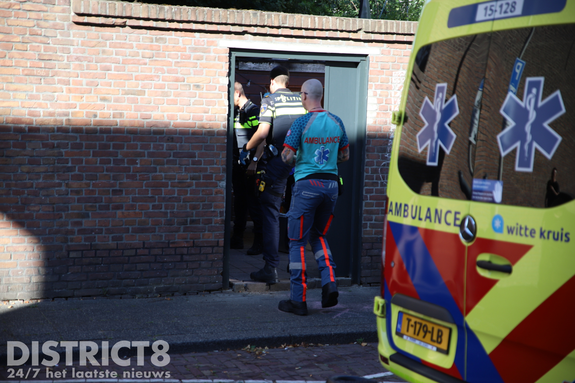 Persoon zwaargewond na val van balkon Bussumsestraat Den Haag